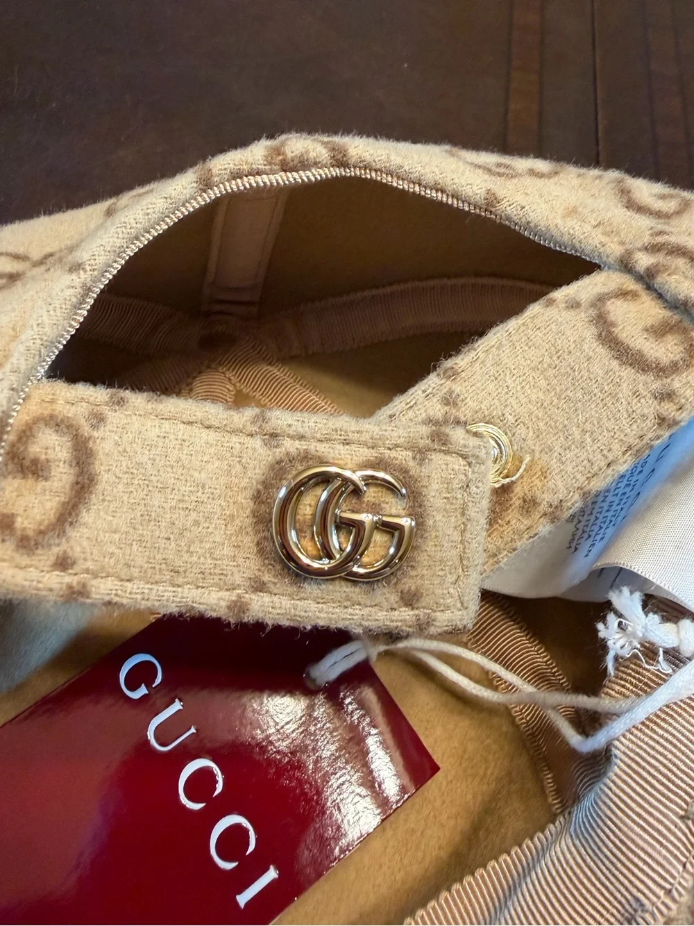 New Authentic Gucci GG Supreme Logo Wool Baseball Hat Tan Size L